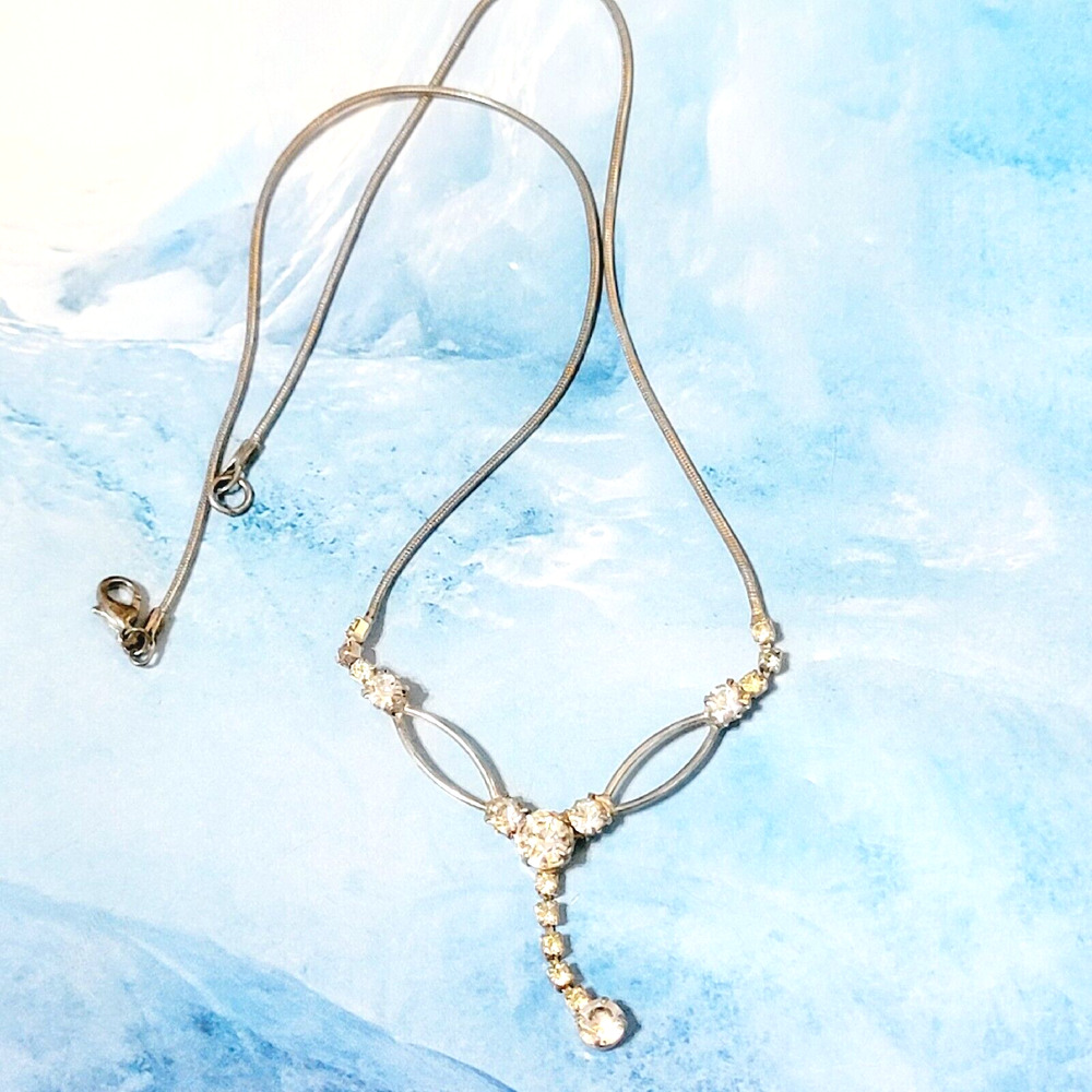 Rhinestone Bib Necklace, Silver-tone, Mid-Century Sparkly Drop Pendant wh03-30 - Picture 5 of 8